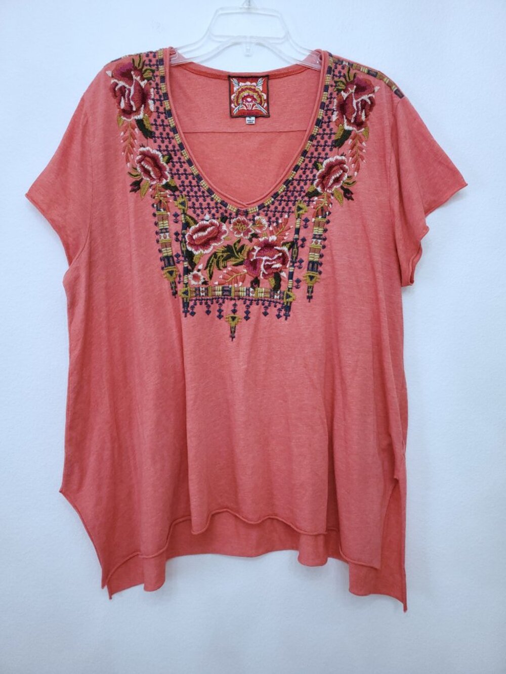 Johnny Was Coral Pink V-Neck Floral Embroidered Boho Tunic Top Size XL (Read!)